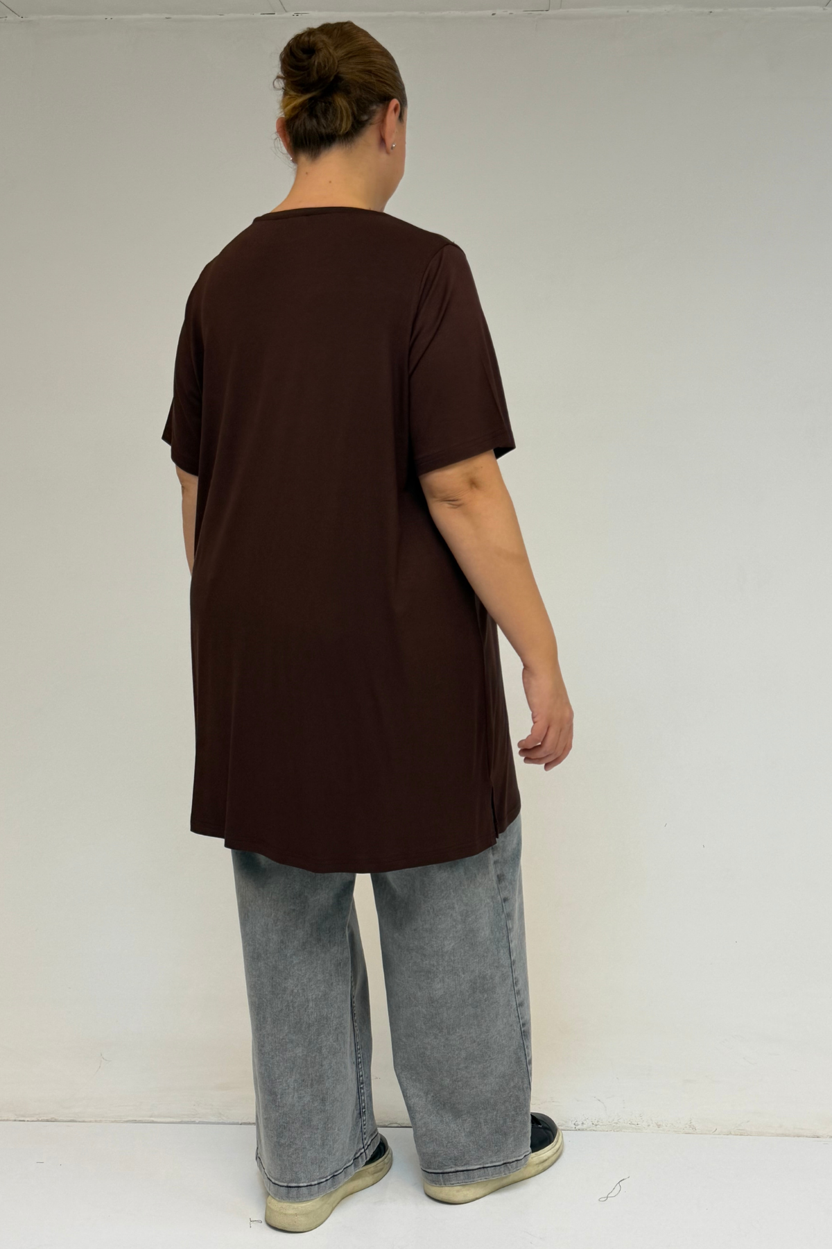 58507 Büyük Beden Yakası Biyeli Penye Tişört - Kahve