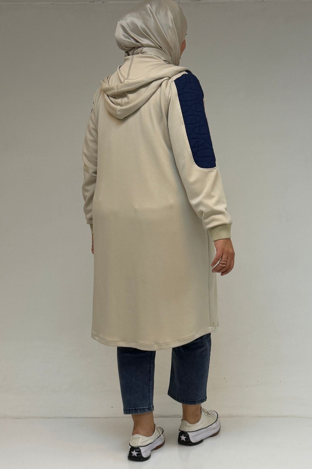 53030  Büyük Beden Kapşonlu Cepli Kapitone-Modal Kap - İndigo-Bej