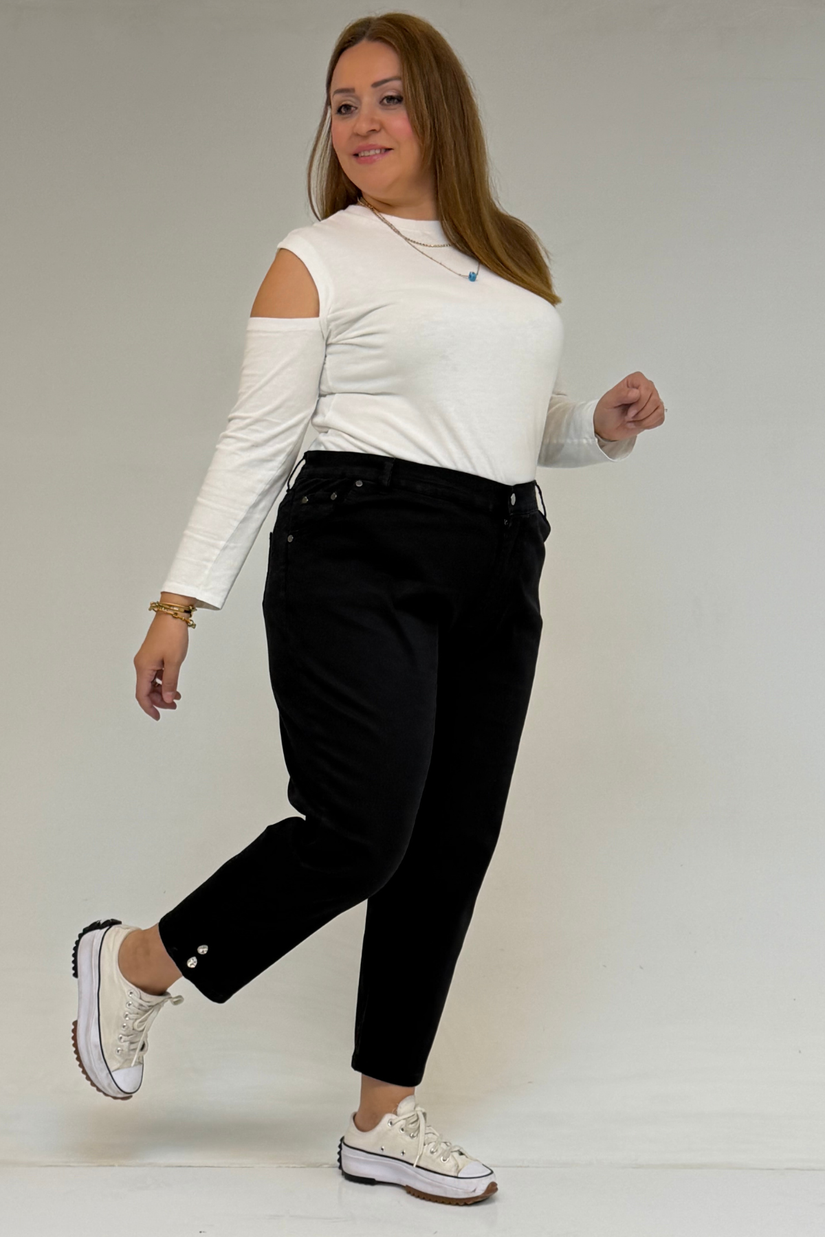 59045 Büyük Beden Paçası Taş Detaylı Boyfriend Kot Pantolon - Siyah