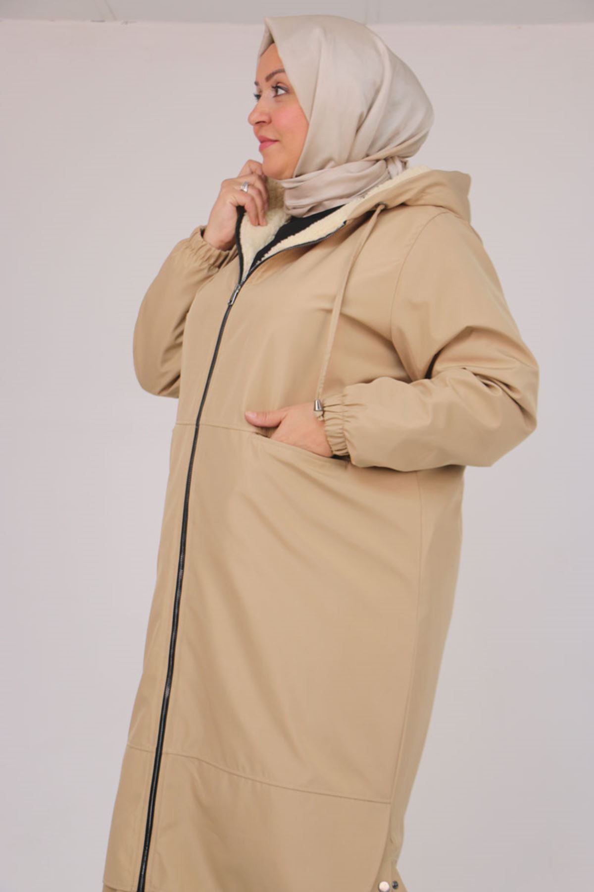 43062-E Büyük Beden Kolları Lastikli Kapşonlu Bondit Kap - Bej 