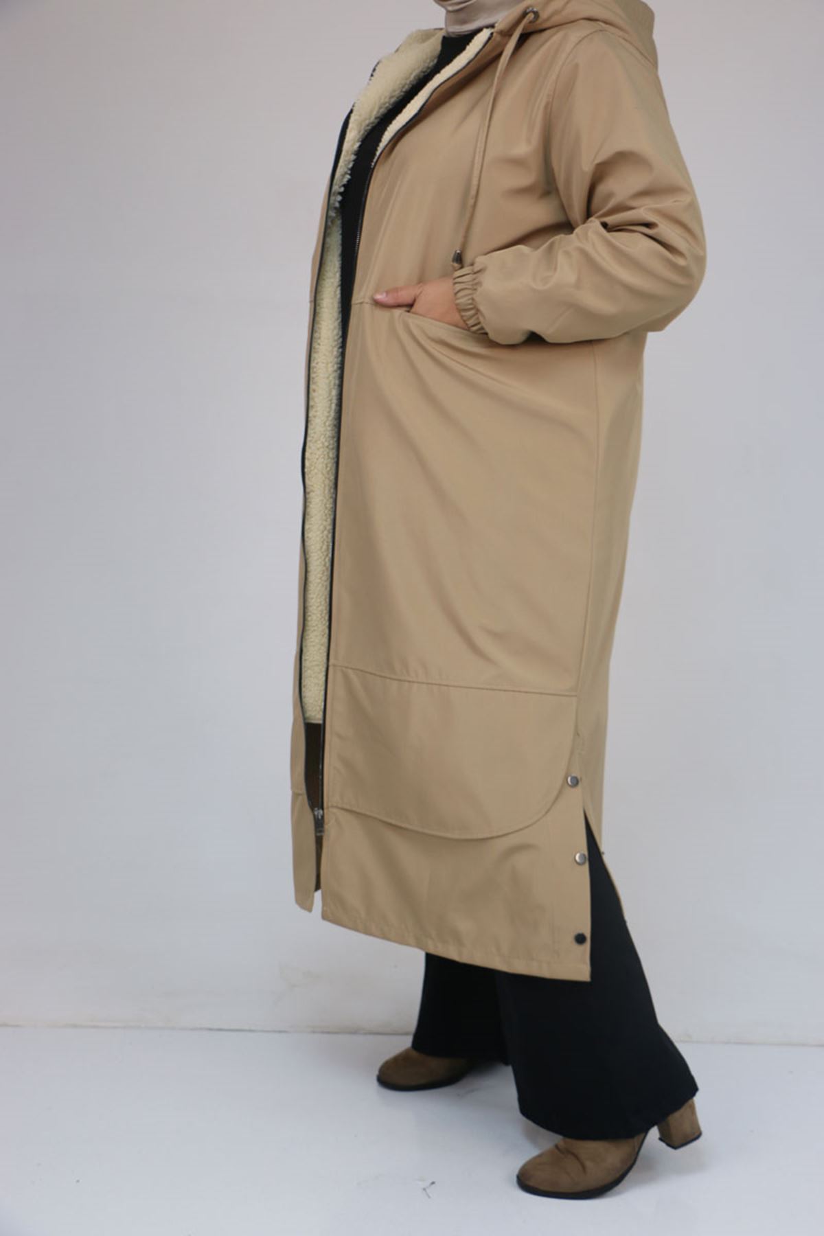 43062-E Büyük Beden Kolları Lastikli Kapşonlu Bondit Kap - Bej 