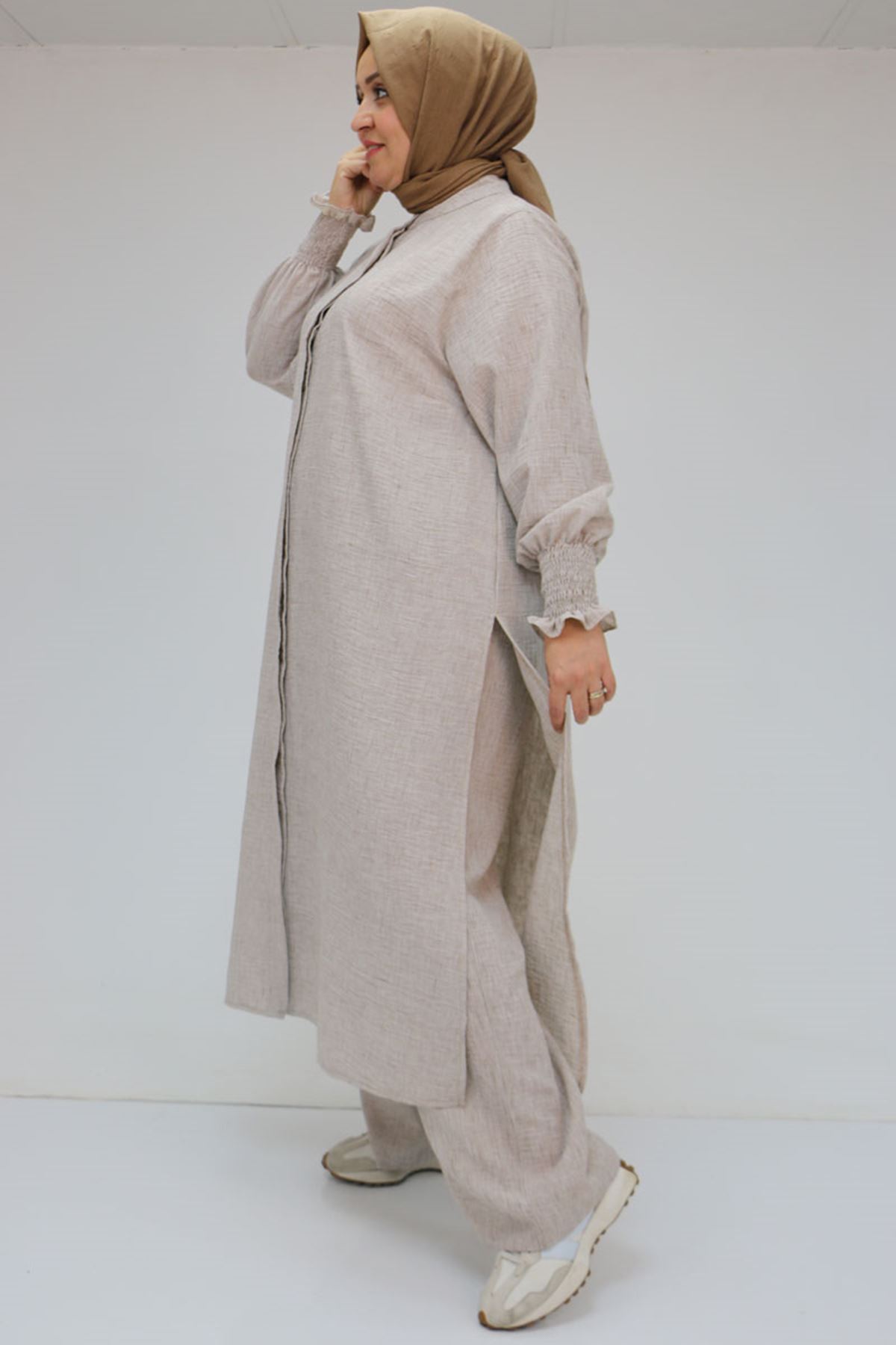 57025-E Büyük Beden Kolları Bebe Lastikli Hakim Yaka Etamin Pantolonlu Takım - Kahve