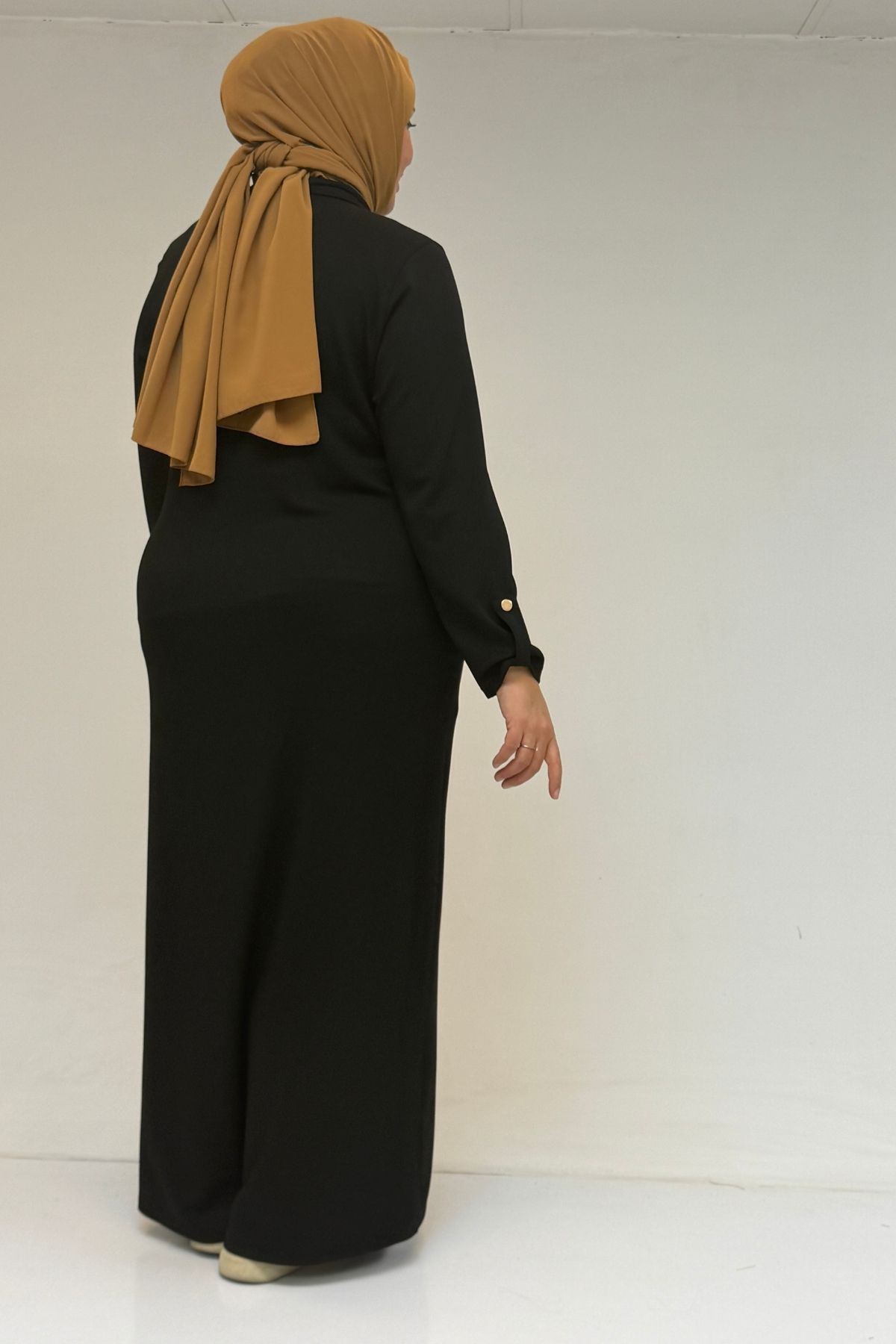 52026 Büyük Beden Şeytan Detaylı Erkek Yakalı Modal Elbise - Siyah