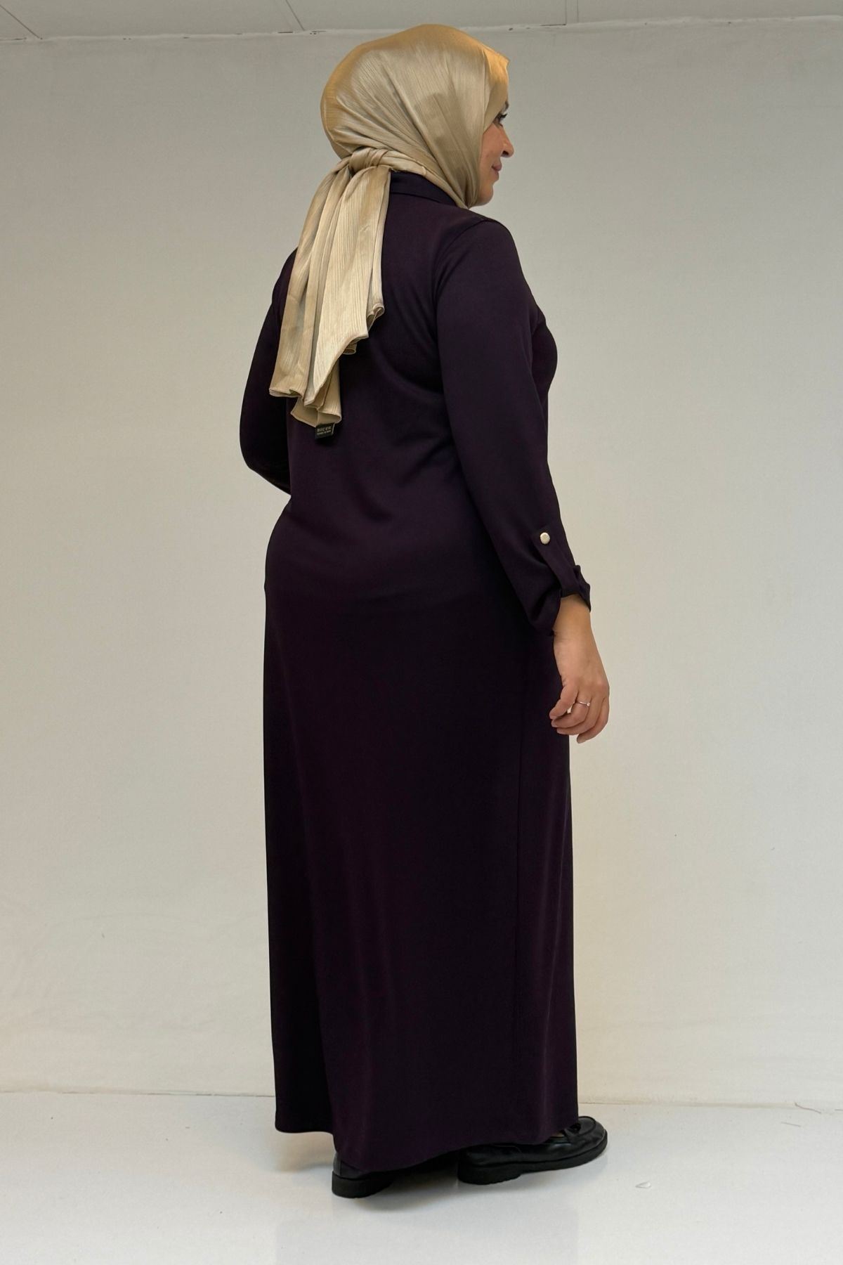 52026 Büyük Beden Şeytan Detaylı Erkek Yakalı Modal Elbise - Mürdüm