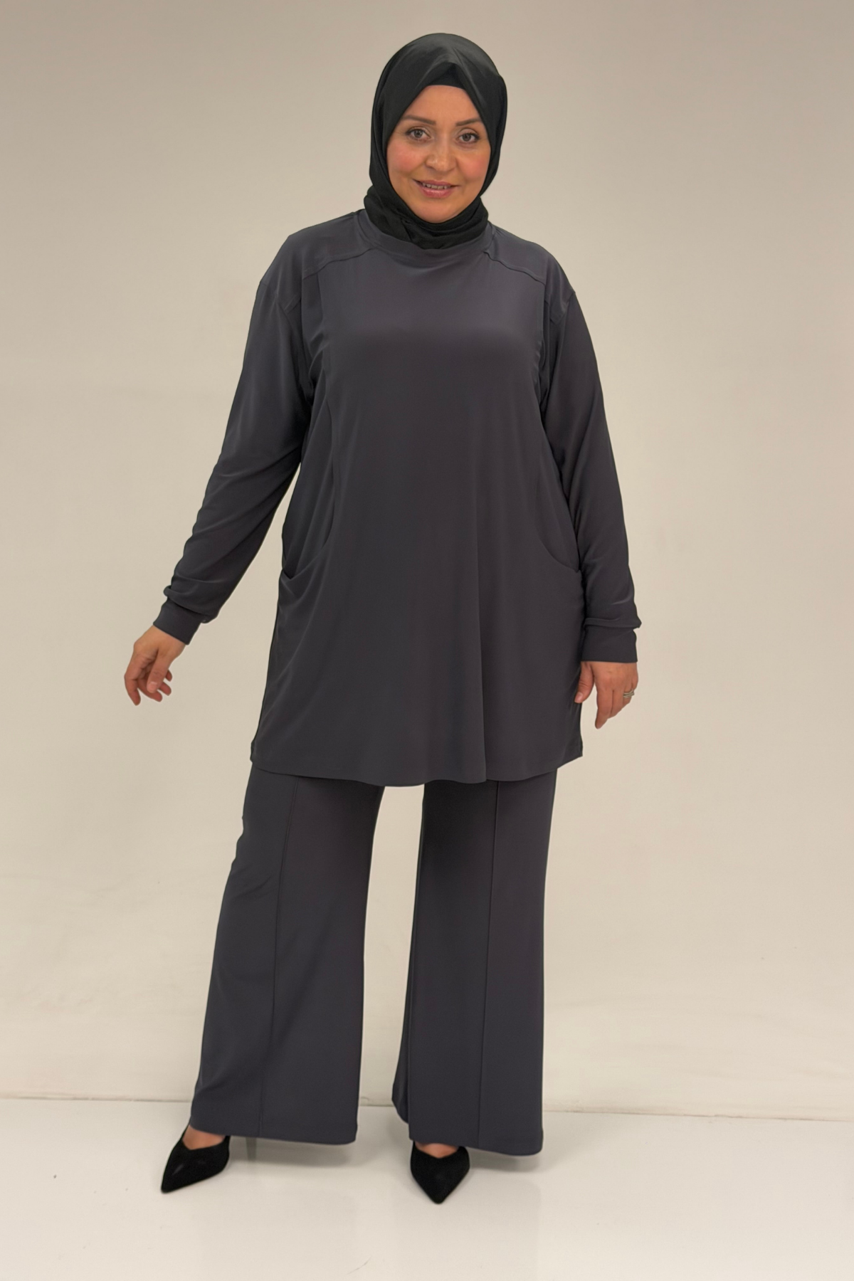 67031 Büyük Beden Yanları Cep Detaylı Pantolonlu Sandy Takım - Antrasit