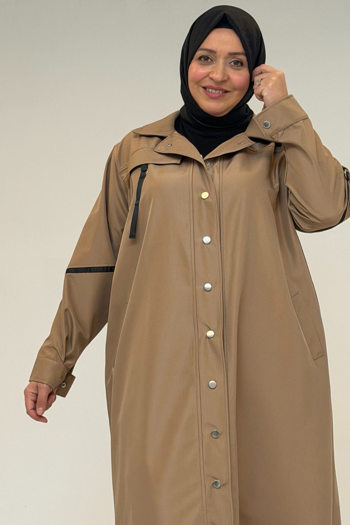 53062-E Büyük Beden Sahte Cep Detaylı Bondit Trençkot - Vizon 