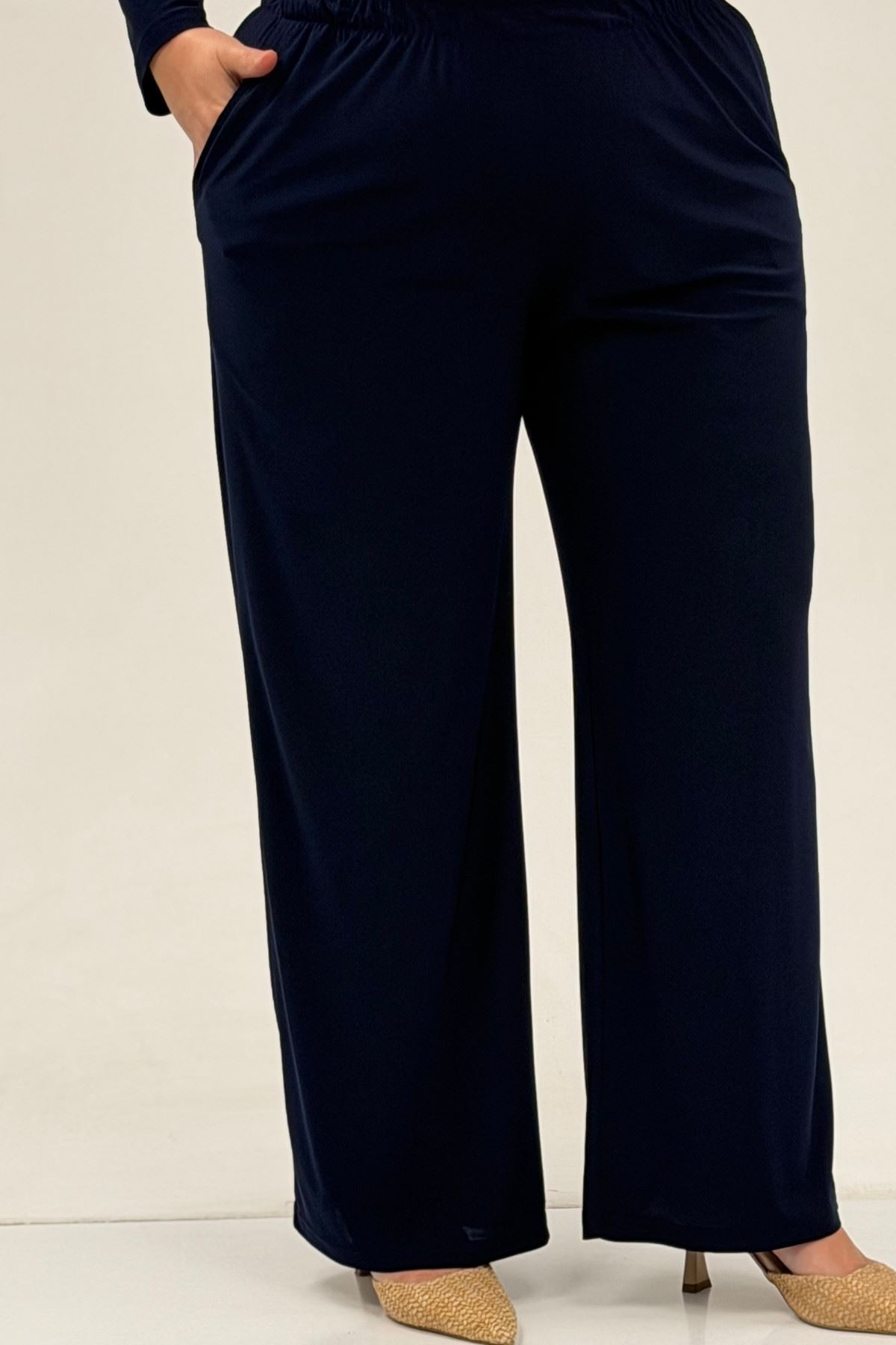 67009 Büyük Beden Etek Ucu Şifon Detaylı Sandy Pantolonlu Takım - Lacivert