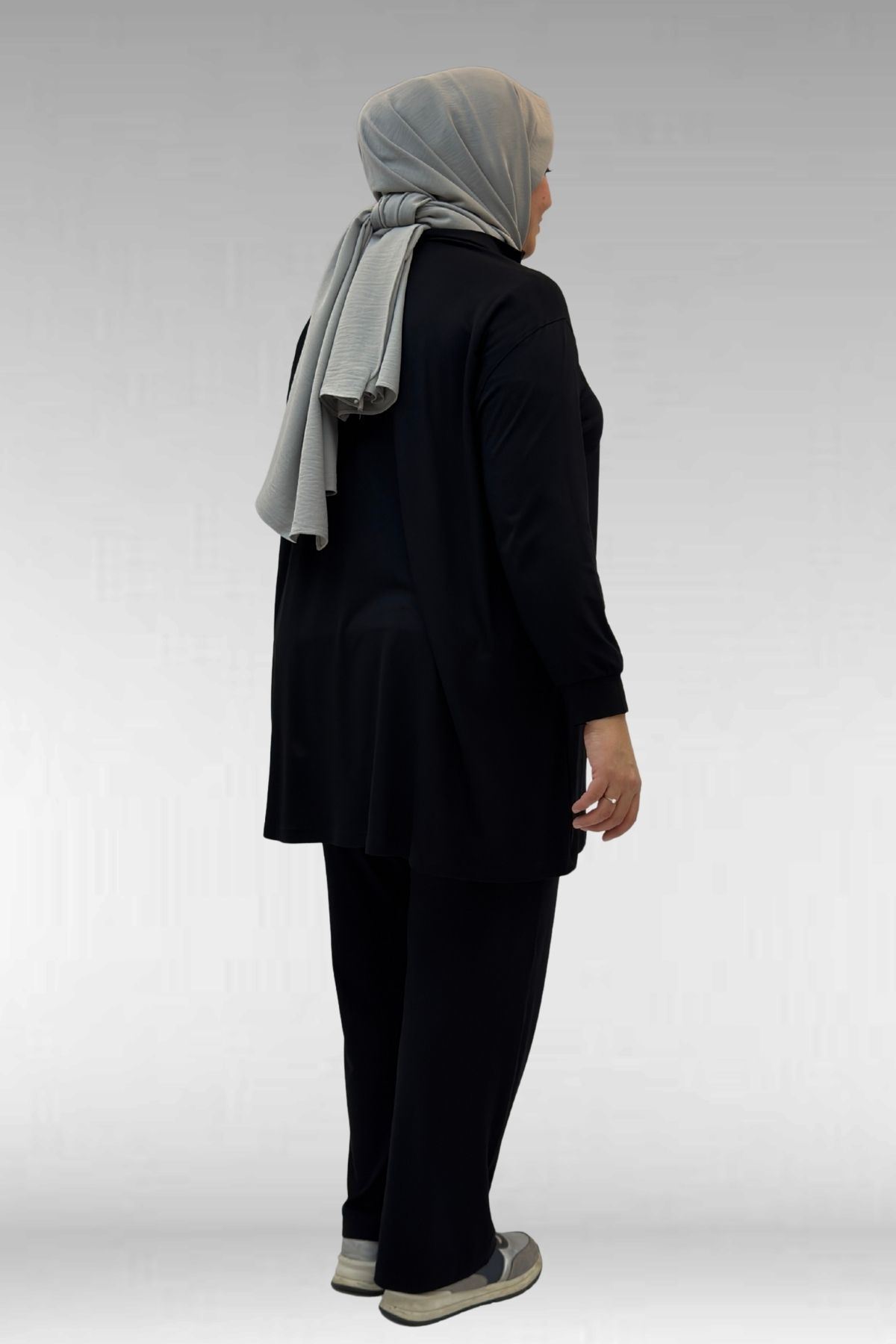 67014 Büyük Beden Parçalı Yakalı Fermuarlı Pantolonlu Penye Takım - Siyah