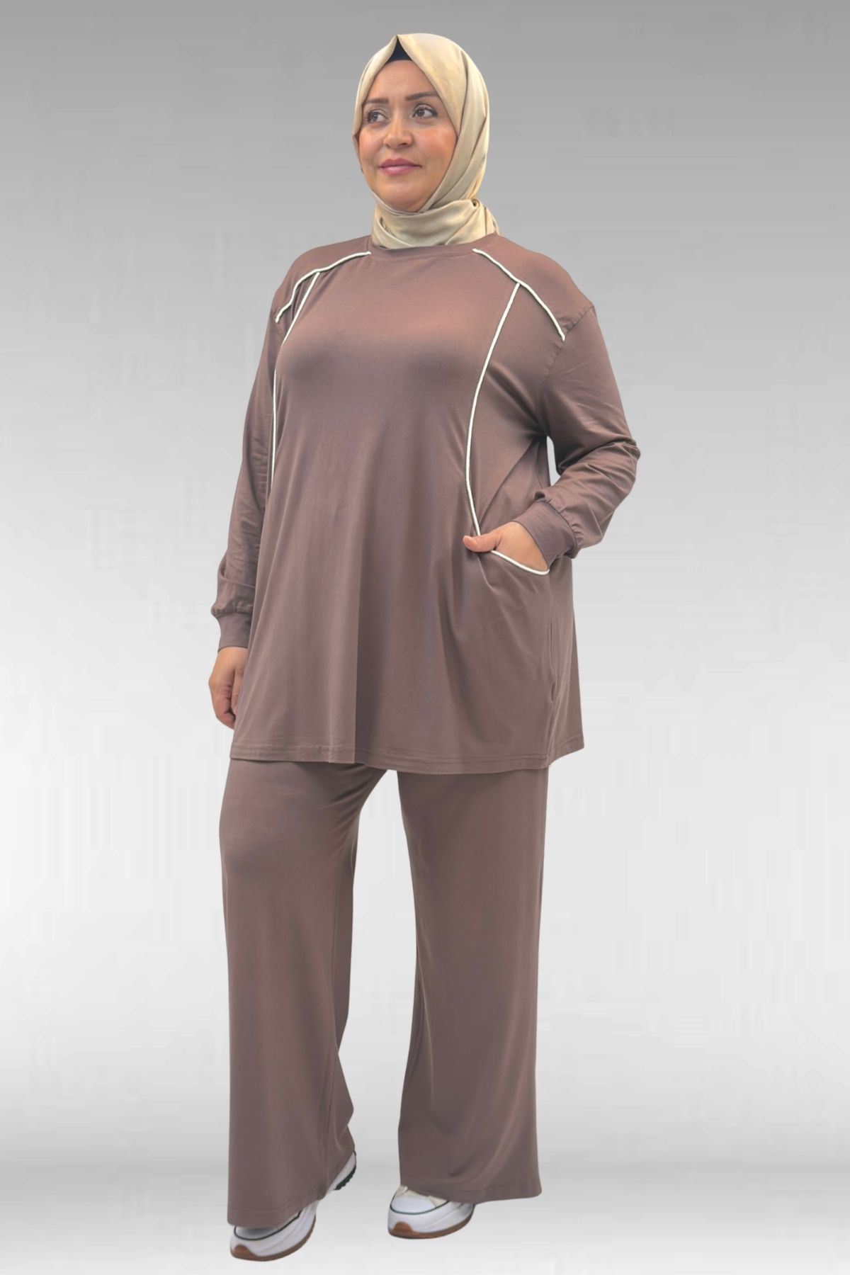 67012 Büyük Beden Biye Detaylı Penye Pantolonlu Takım - Vizon