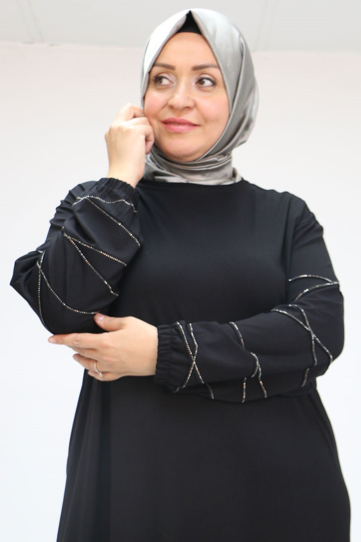 52021-E Büyük Beden Çimalı Taş Detaylı Penye Elbise - Siyah