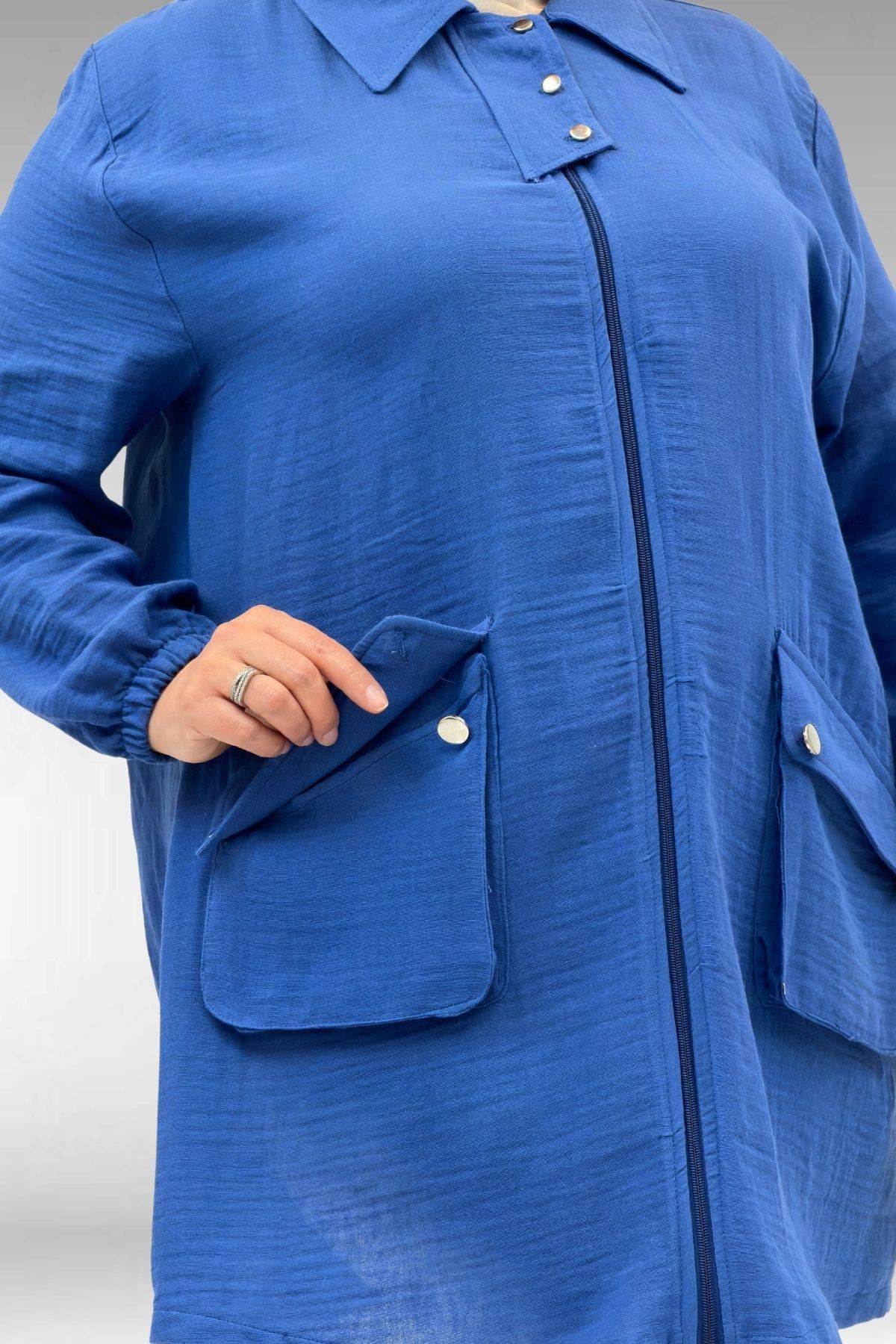 63001 Büyük Beden Cep Ve Patı Çıtçıt Detaylı Müslin Ceket - İndigo