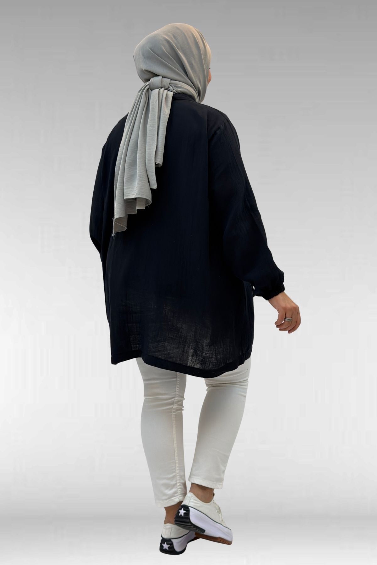 63001 Büyük Beden Cep Ve Patı Çıtçıt Detaylı Müslin Ceket - Siyah