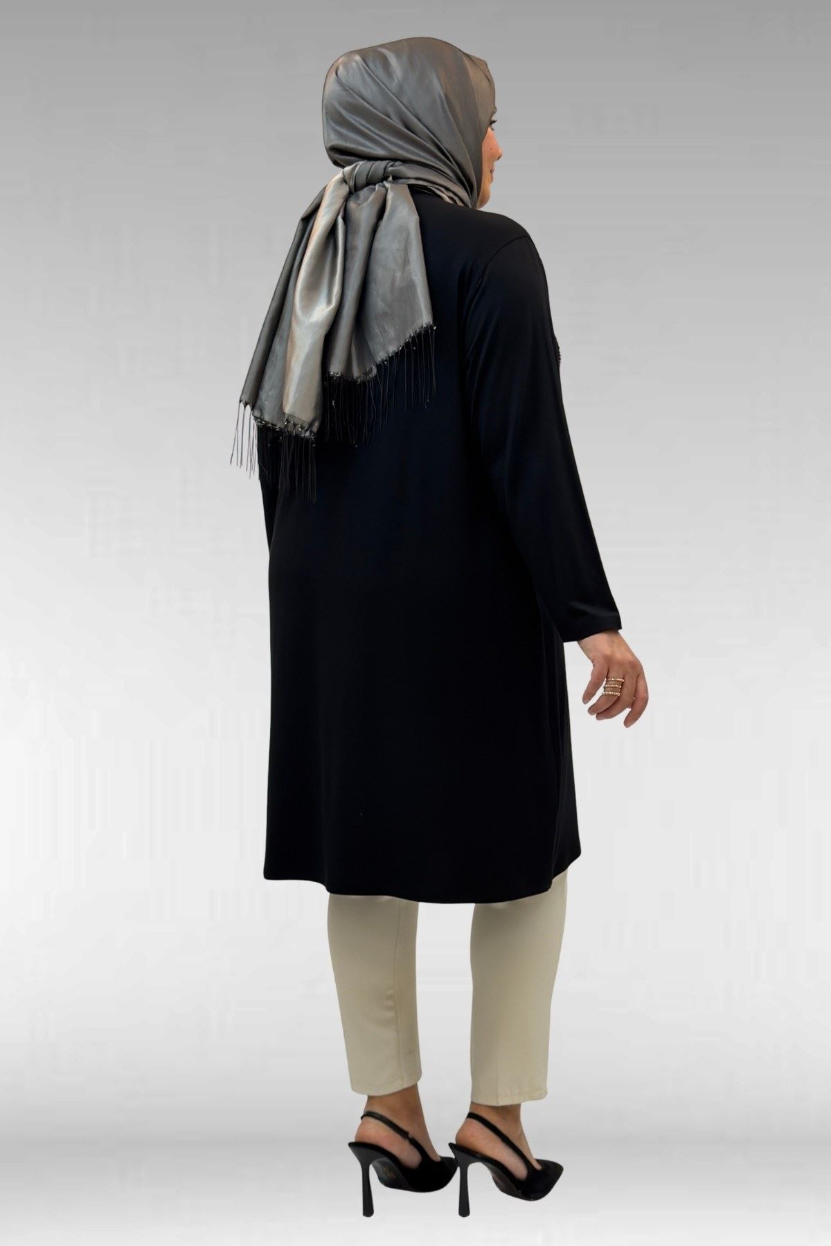 68002 Büyük Beden Önü Güneş Parıltılı Taş Baskılı Penye Tunik - Siyah