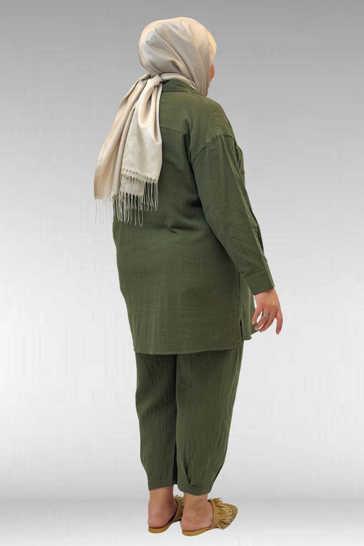 67036 Büyük Beden Cepli Düğmeli Müslin Pantolonlu Takım - Haki
