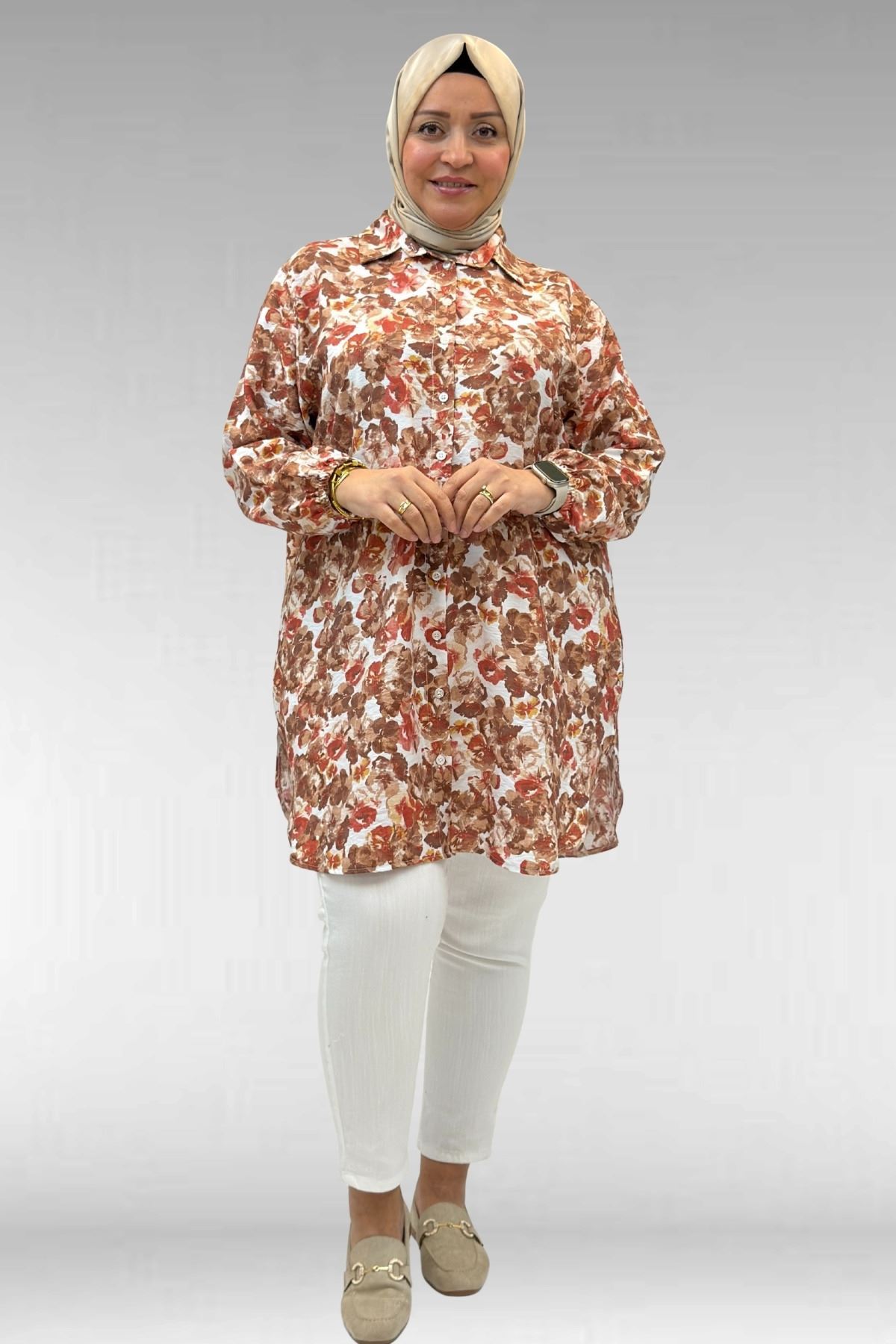 68010-E Büyük Beden Yanları Yırtmaçlı Kolları Lastikli Mango Tunik - Çiçek Desenli Kahve 