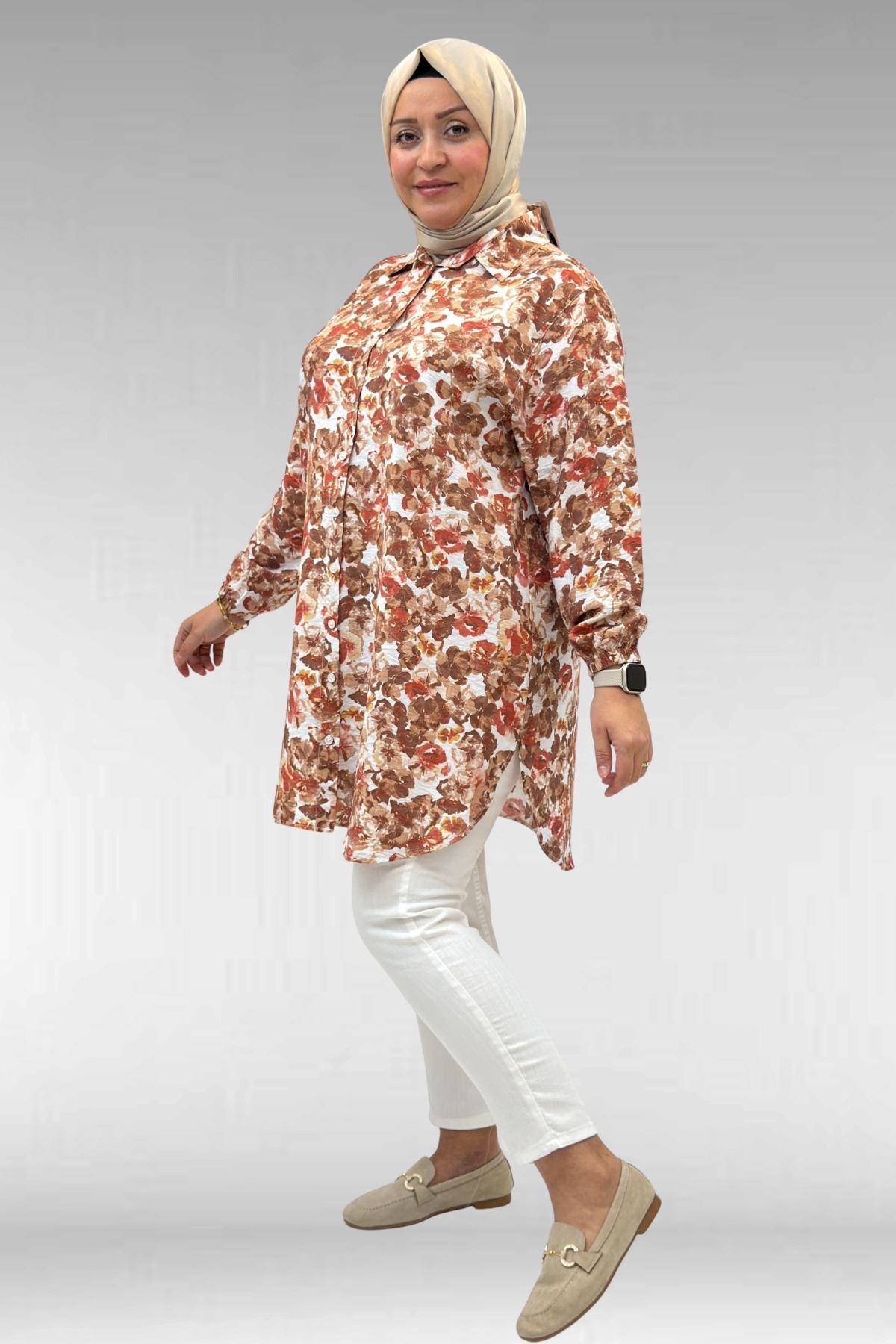 68010-E Büyük Beden Yanları Yırtmaçlı Kolları Lastikli Mango Tunik - Çiçek Desenli Kahve 