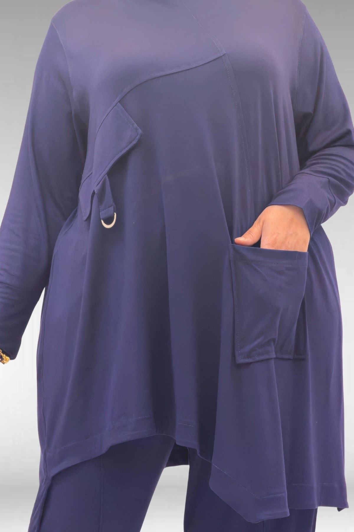 67040 Büyük Beden Cep Kapak Modelli D Halka Detaylı Penye Pantolonlu Takım - Lacivert