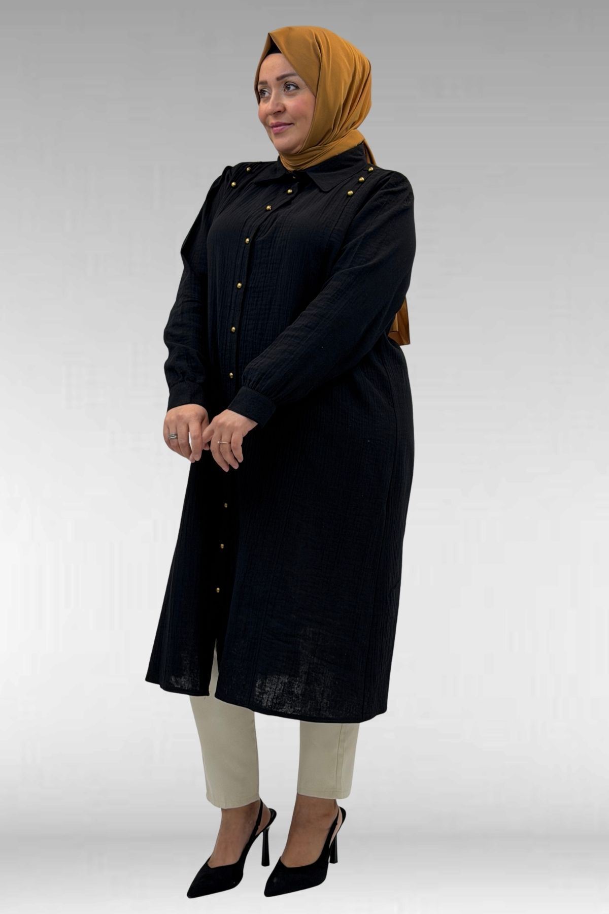 68021 Büyük Beden Düğme Detaylı Müslin Gömlek - Siyah