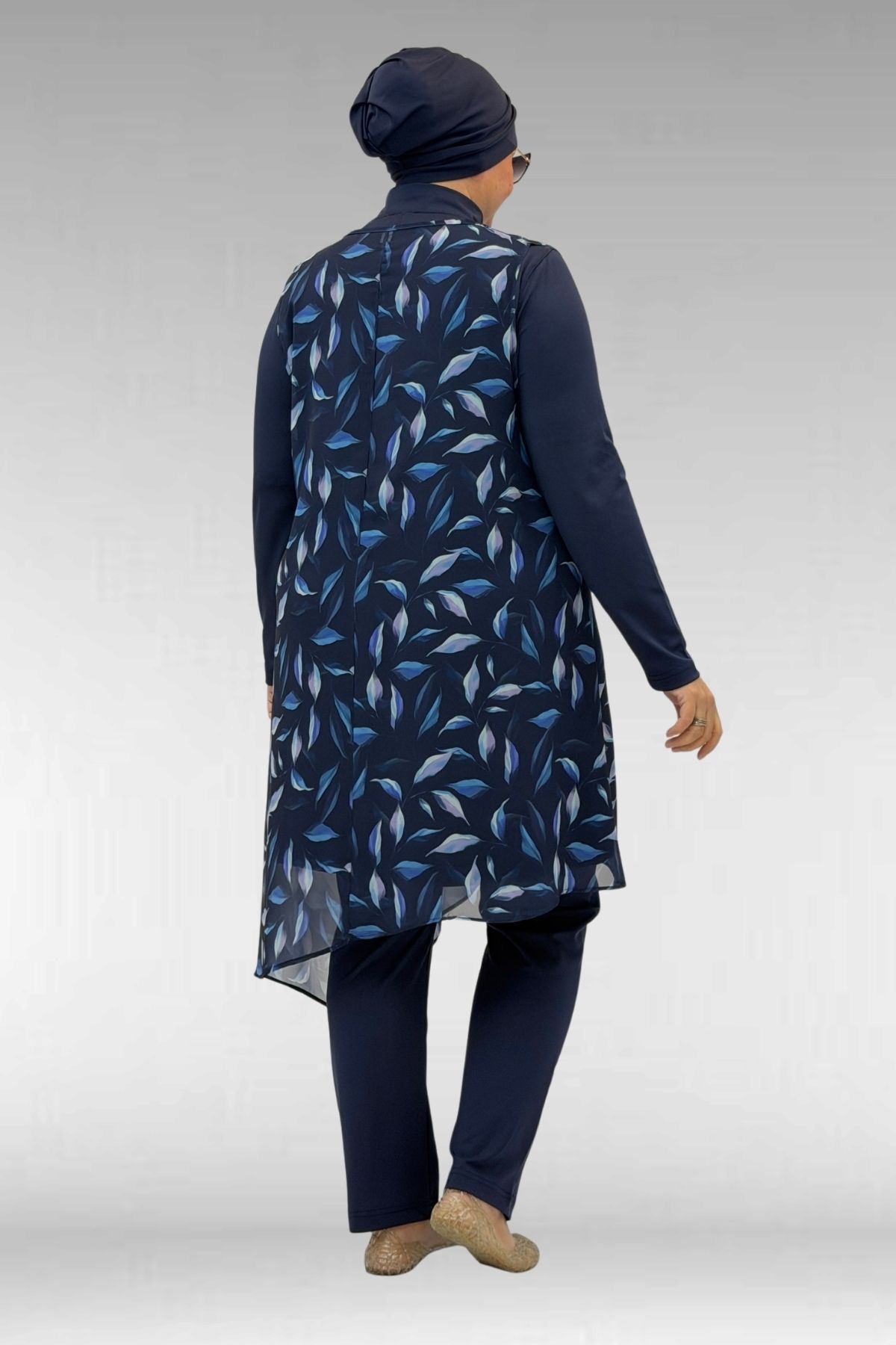 1723 Büyük Beden Uzunkol Şifon Pareolu Tesettür Mayo - Yaprak Desenli Lacivert