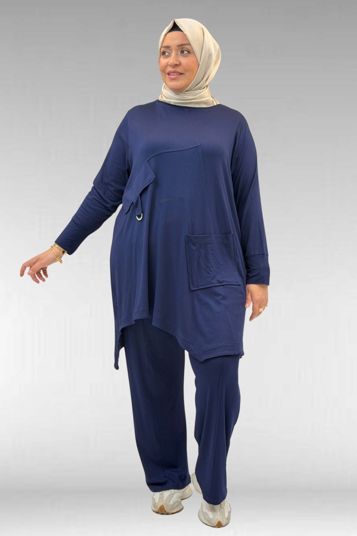 67040-E Büyük Beden Cep Kapak Modelli D Halka Detaylı Penye Pantolonlu Takım - Lacivert 