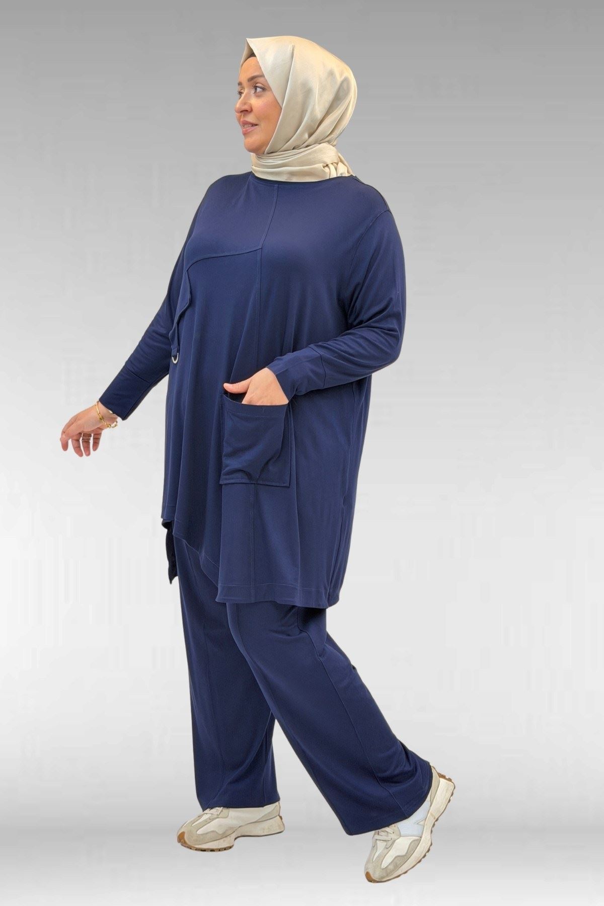 67040-E Büyük Beden Cep Kapak Modelli D Halka Detaylı Penye Pantolonlu Takım - Lacivert 