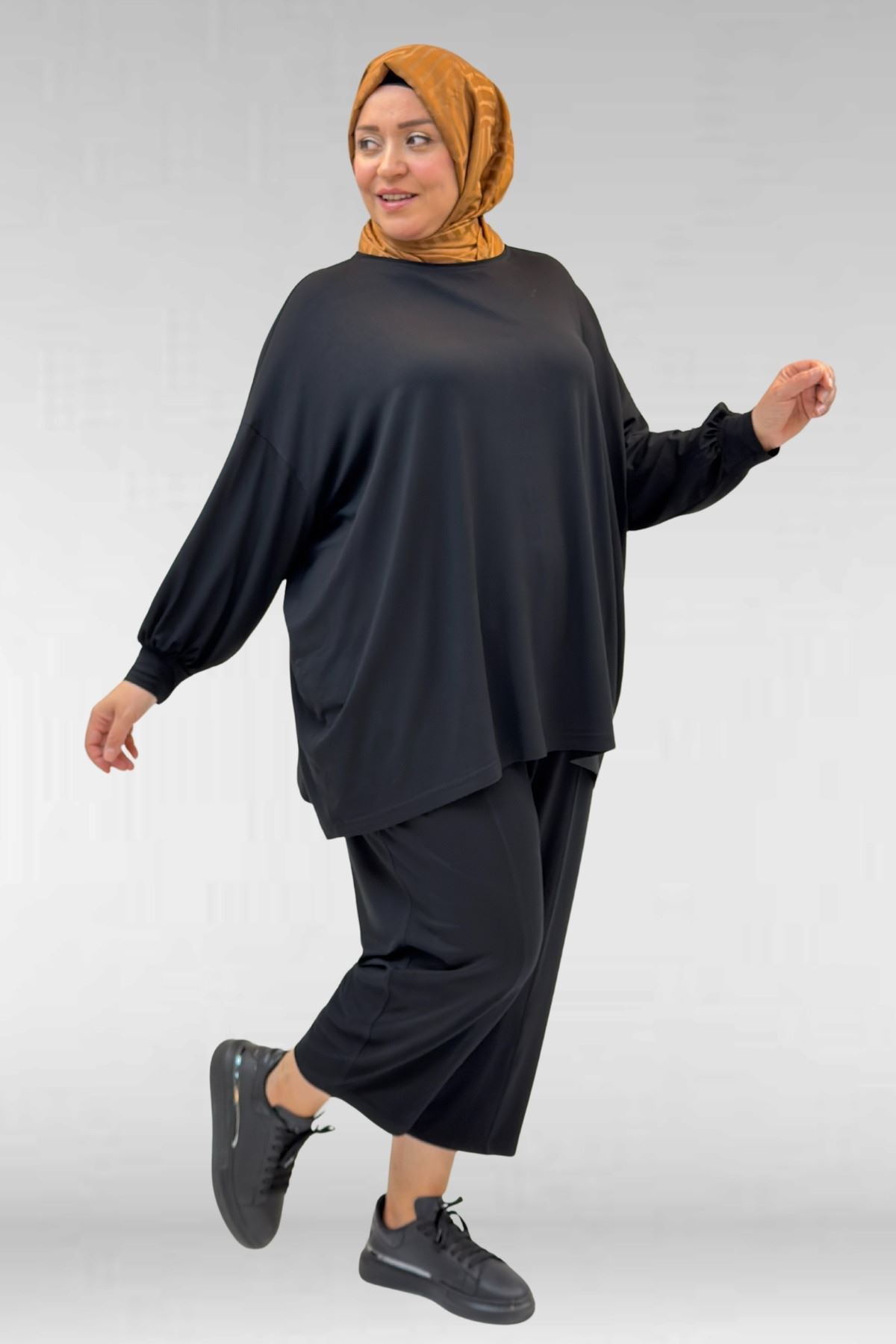 67037-E Büyük Beden Düşük Kol Penye Pantolonlu Takım - Siyah