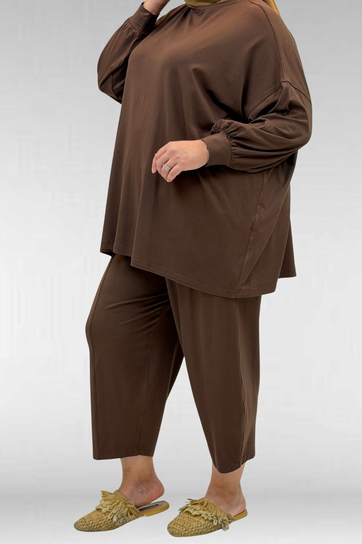 67037-E Büyük Beden Düşük Kol Penye Pantolonlu Takım - Kahve