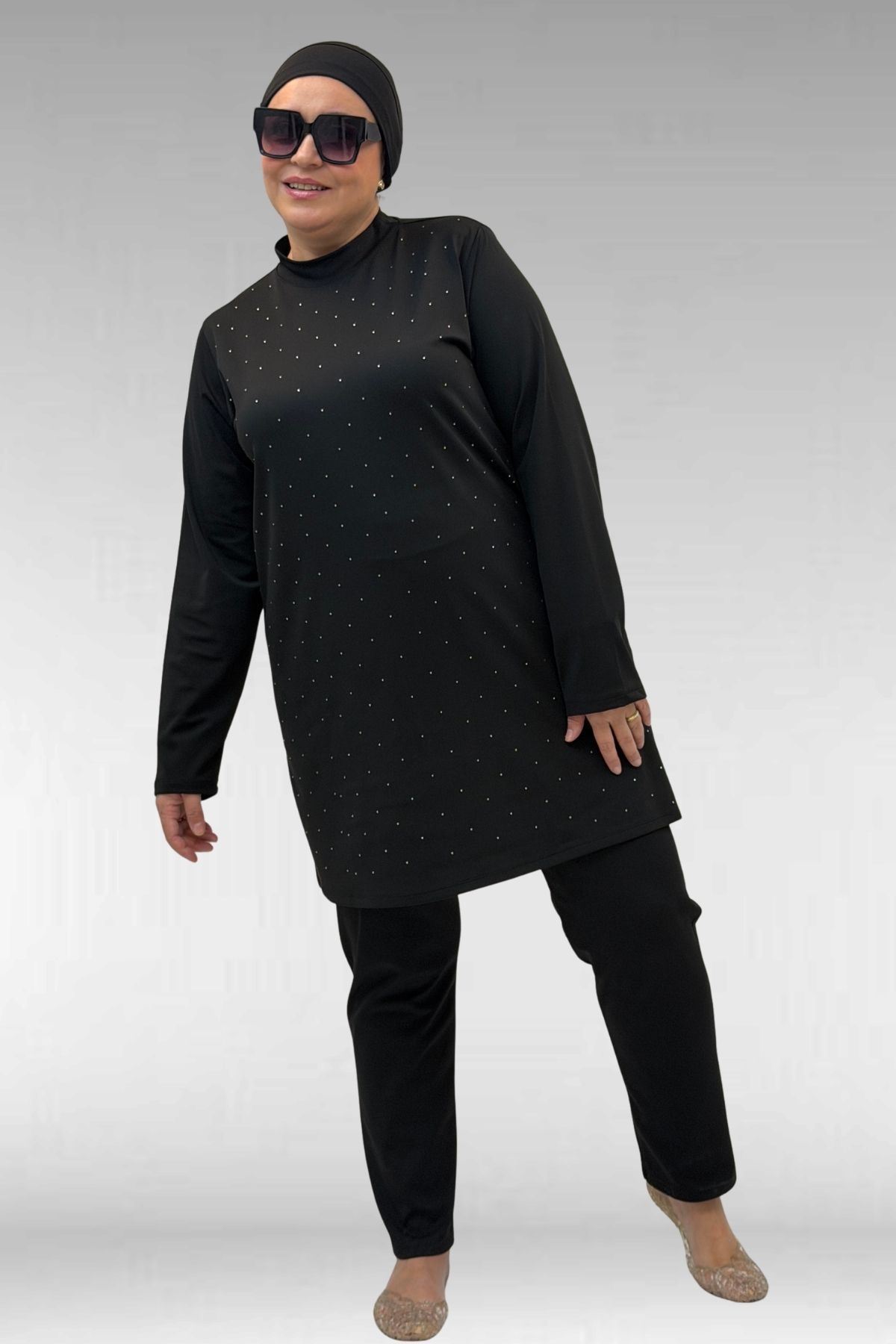 1739 Büyük Beden Önü Taş Baskılı Uzunkol Tesettür Mayo - Siyah