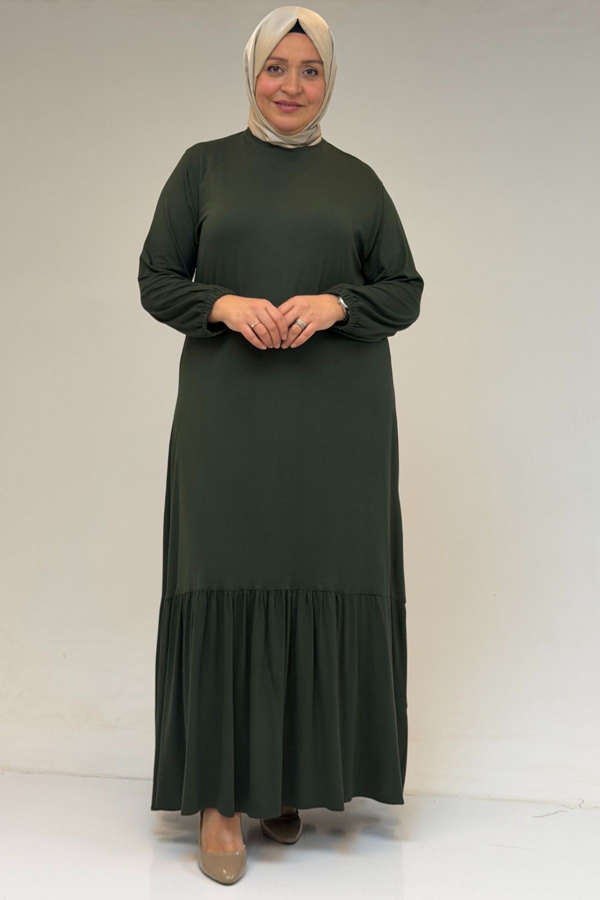 52034-E Büyük Beden Eteği Fırfrılı Penye Elbise - Haki