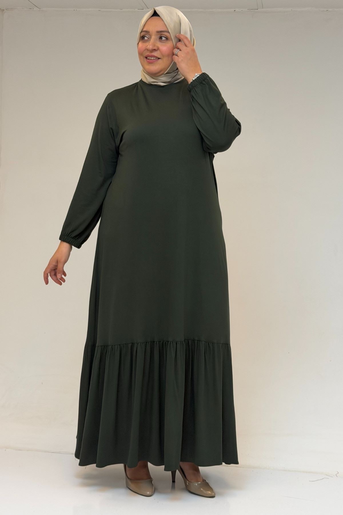 52034-E Büyük Beden Eteği Fırfrılı Penye Elbise - Haki