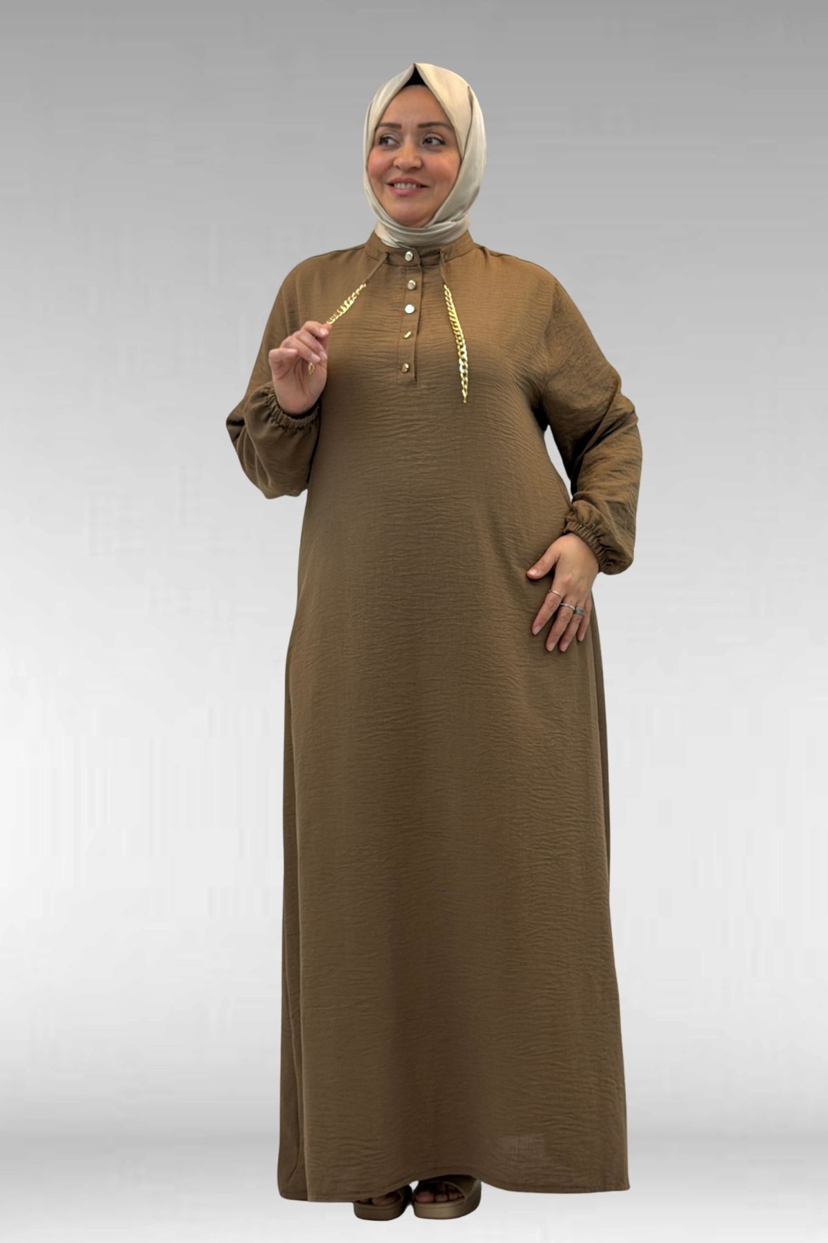 42010 Büyük Beden Keten Airobin Zincir Detaylı Elbise - Vizon