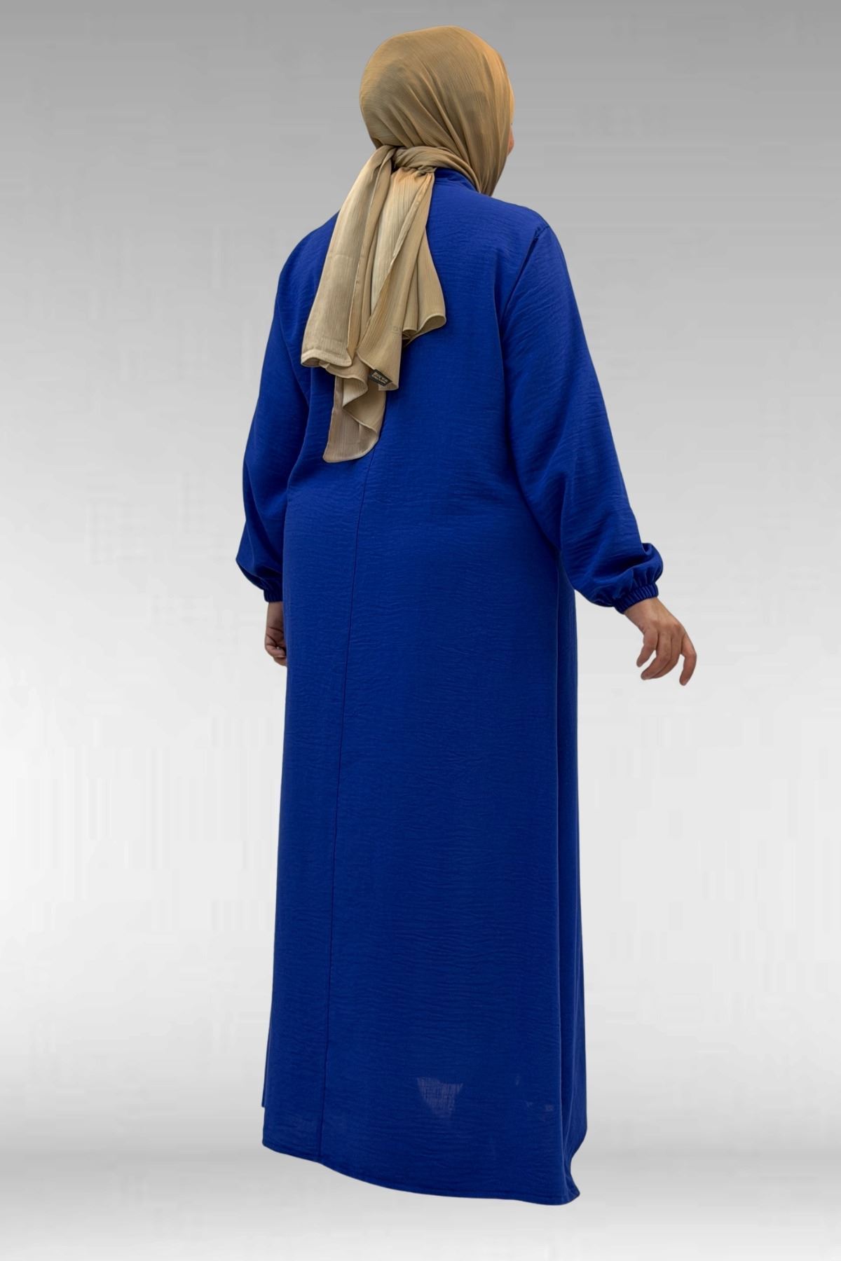 42010 Büyük Beden Keten Airobin Zincir Detaylı Elbise - Saks