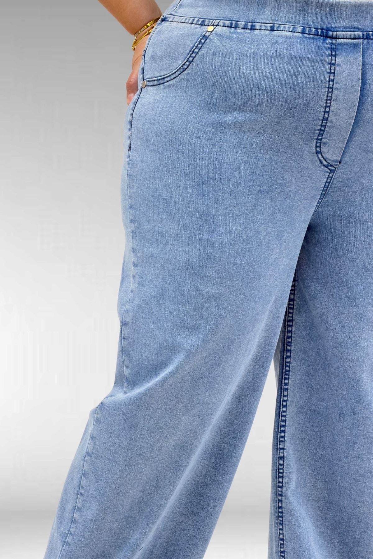 9182-10 Büyük Beden Bolpaça Beli Lastikli Kot Pantolon - Kar Yıkama Buz Mavi