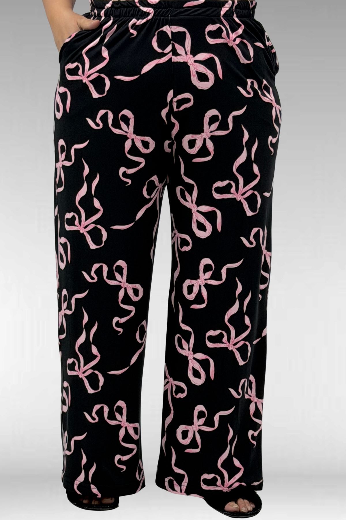 67802-E Büyük Beden Yanı Yırtmaçlı Milan Pijama Takımı - Pembe Kurdele Desenli