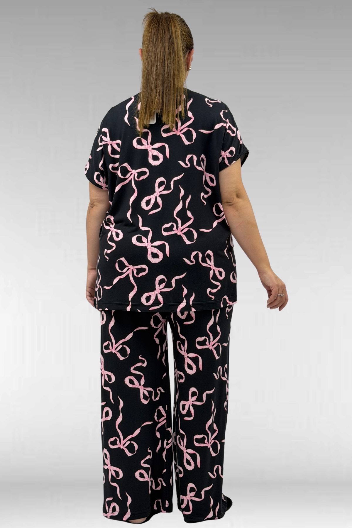 67802-E Büyük Beden Yanı Yırtmaçlı Milan Pijama Takımı - Pembe Kurdele Desenli