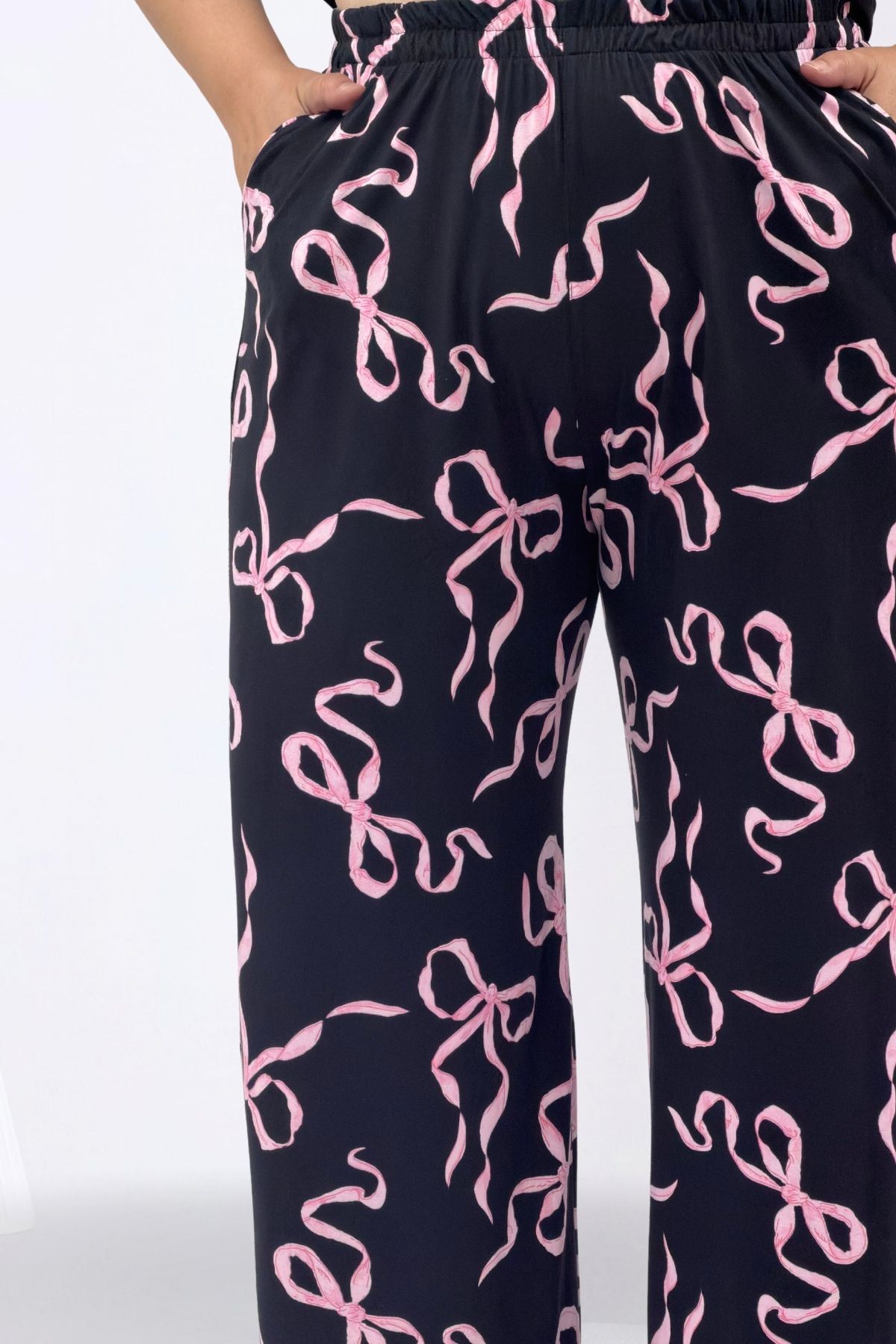 67808 Büyük Beden Kombinli Modal -Milan Pijama Takımı - Pembe Kurdele Desenli