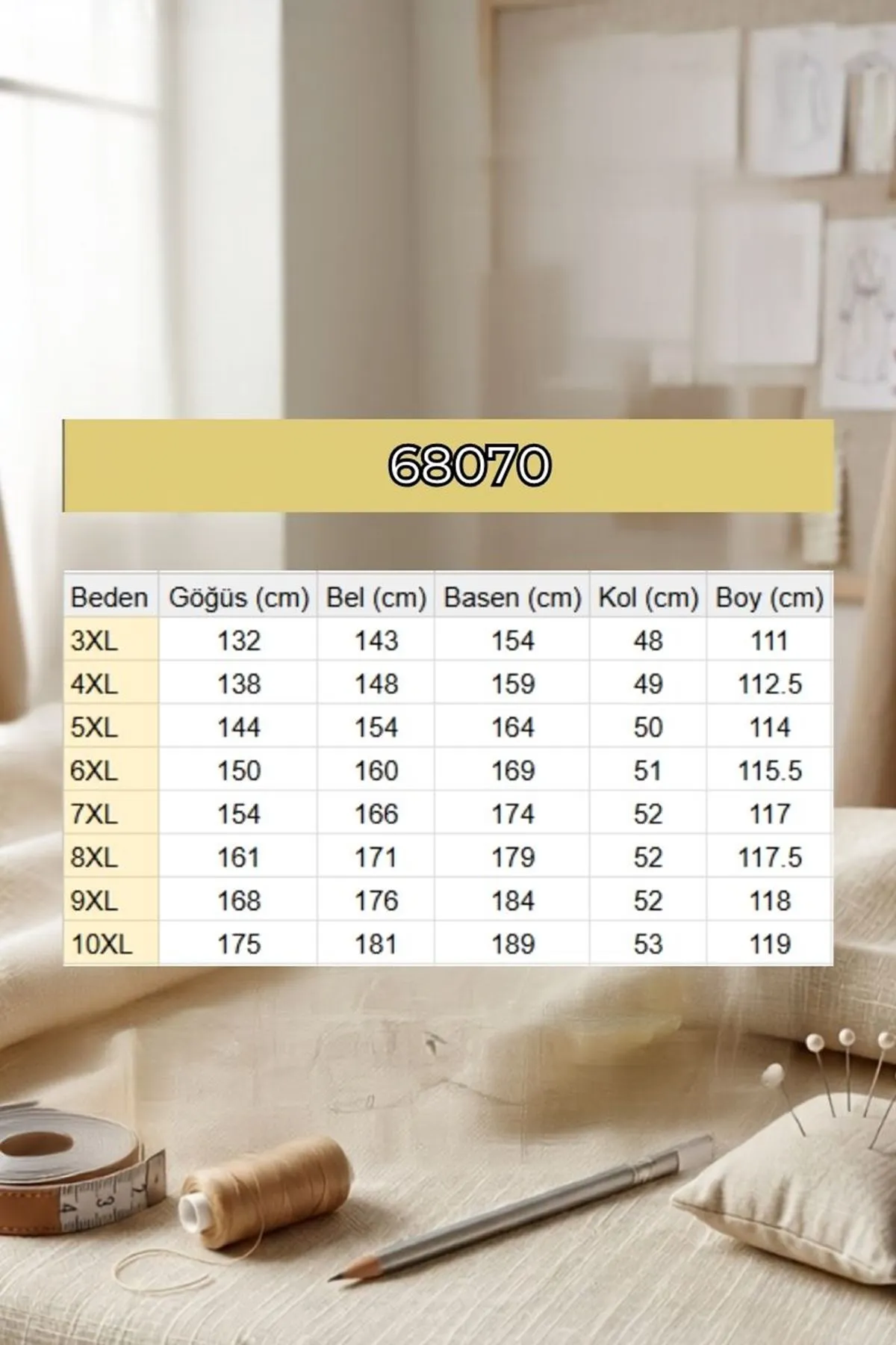 68070 Büyük Beden Hakim Yaka Boydan Düğmeli Müslin Tunik - Soğuk Mavi