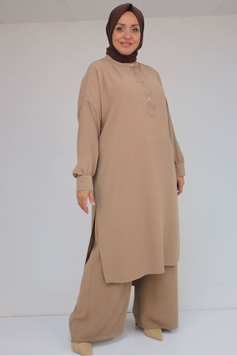 57029 Büyük Beden Yarım Patlı Yırtmaçlı Pantolonlu Takım - Vizon