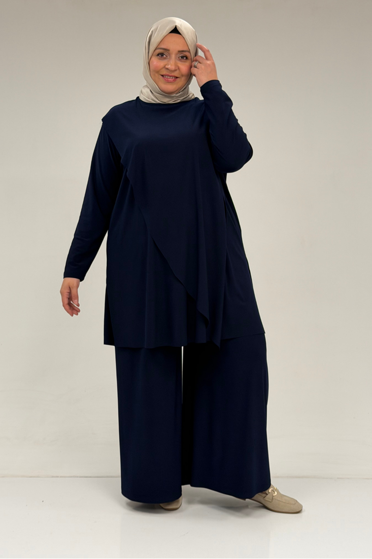 67004 Büyük Beden Önü Ve Arkası Pelerin Detaylı Sandy Pantolonlu Takım - Lacivert